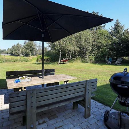 6 Person Holiday Home In Hj Rring 约灵 外观 照片