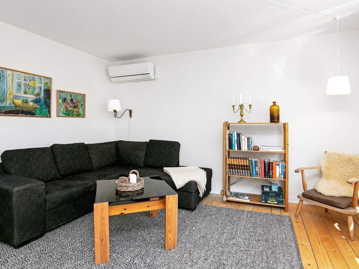6 Person Holiday Home In Hj Rring 约灵 外观 照片