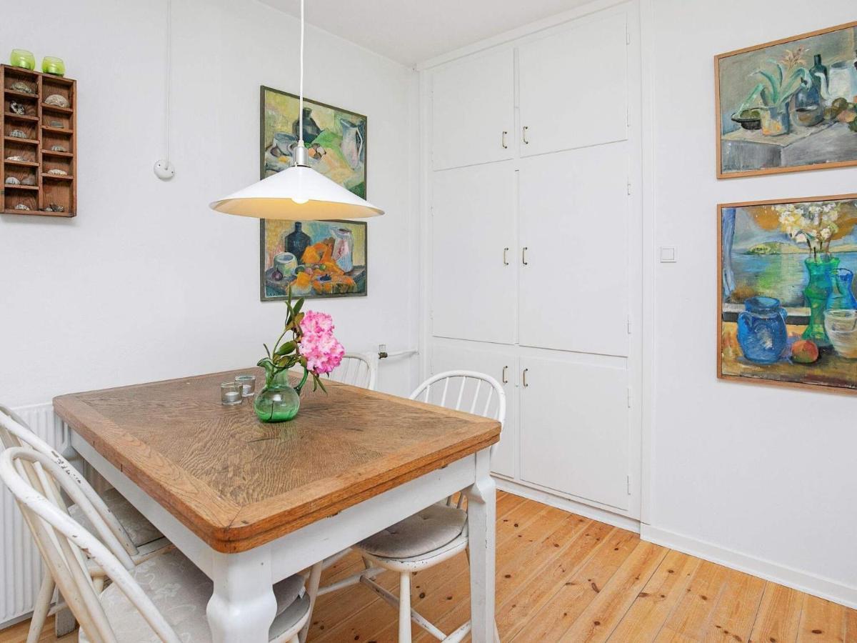 6 Person Holiday Home In Hj Rring 约灵 外观 照片