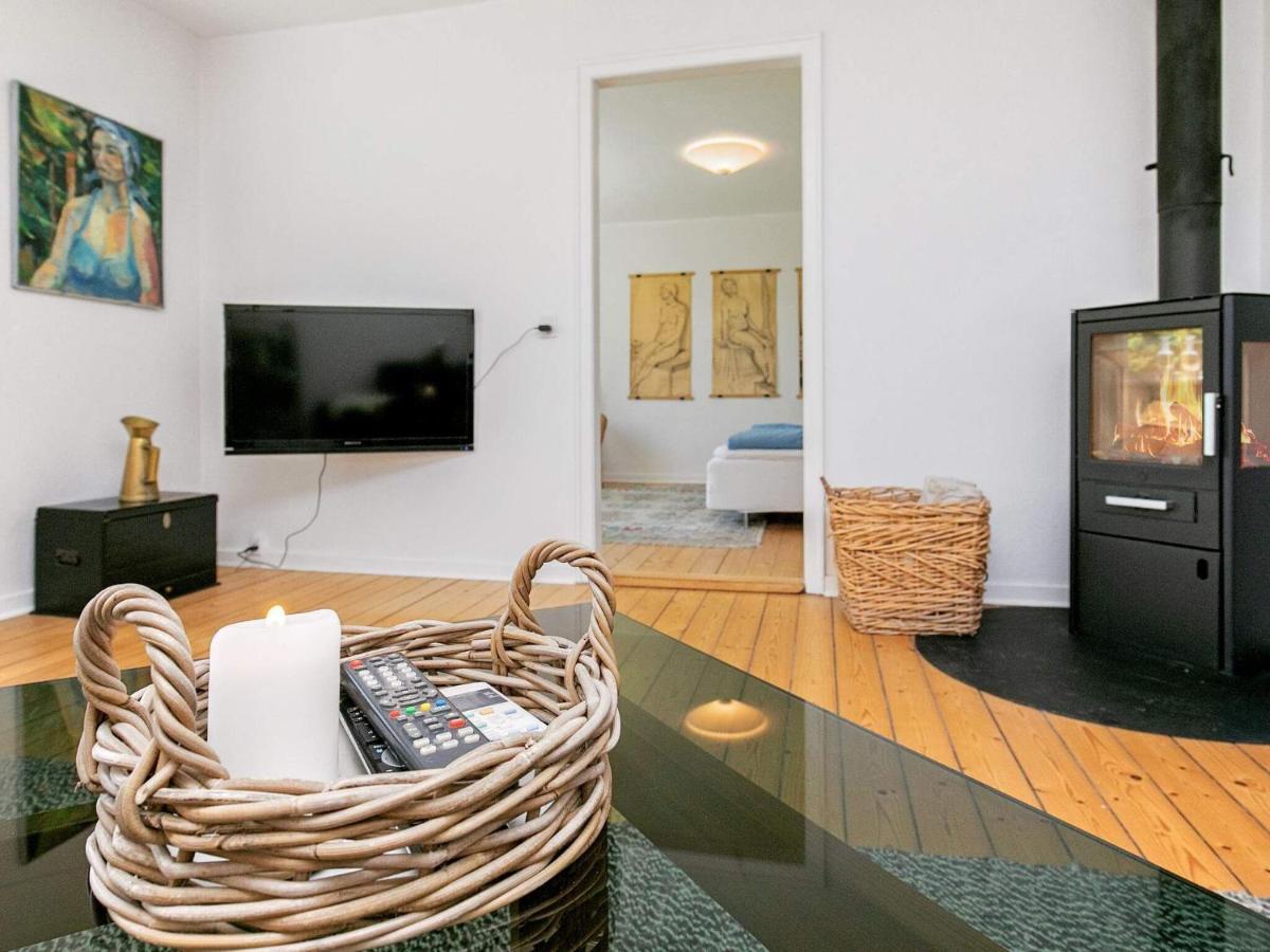6 Person Holiday Home In Hj Rring 约灵 外观 照片